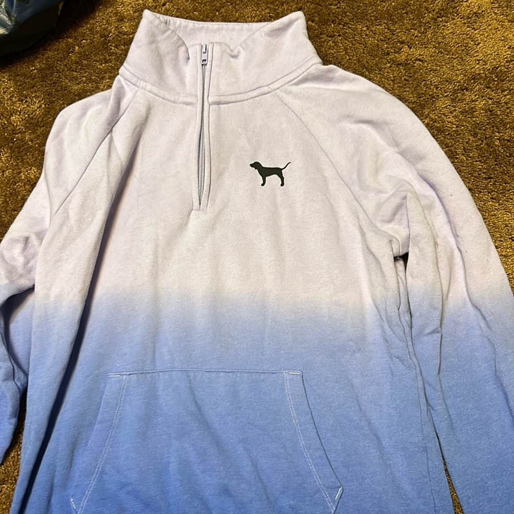 VS PINK OMBRÉ LILIC BLUE QUARTER ZIP WITH FRONT POCKET SIZE M